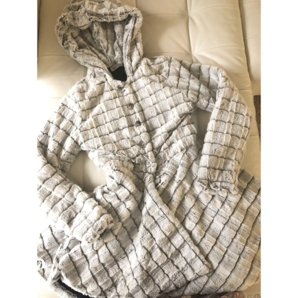 White Faux fur Coat